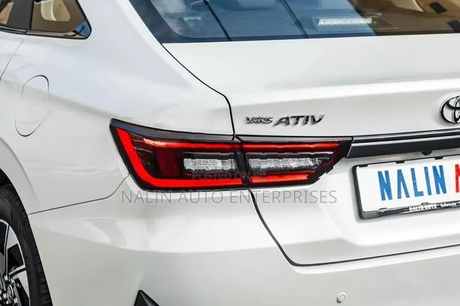 Toyota Yaris Ativ Premium Hybrid 1.5 L 2025