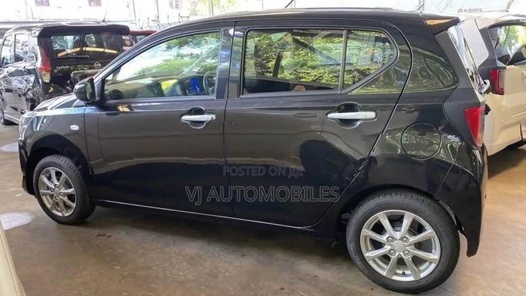 Daihatsu Mira G Grade 2025