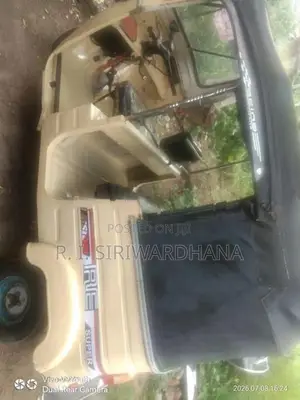Bajaj RE 2004
