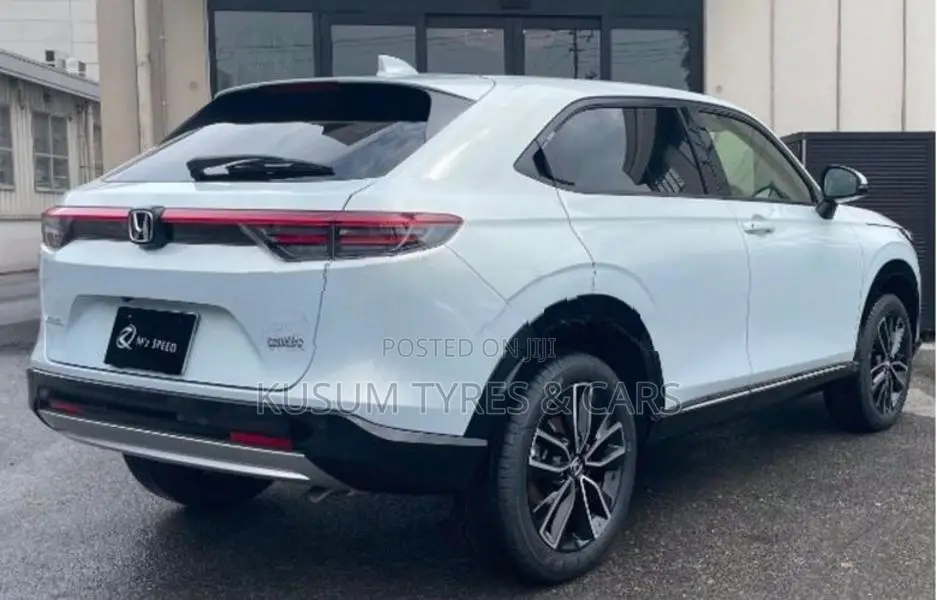 Honda Vezel Z Premium 10 SPEAKRS 2026