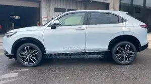 Honda Vezel Z Premium 10 SPEAKRS 2026