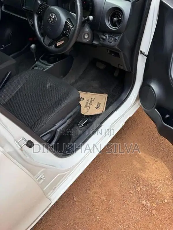 Toyota Vitz 2017