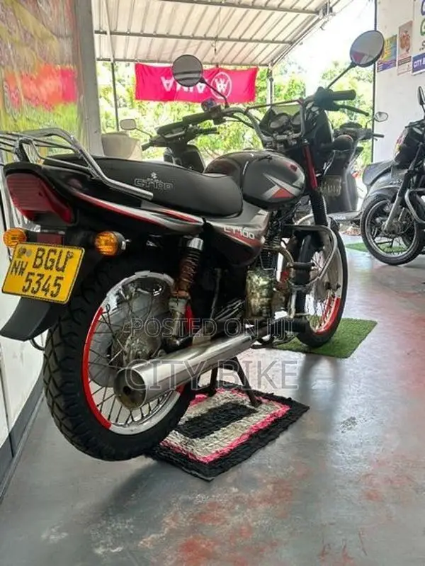 Bajaj CT100 2018