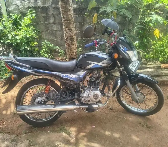 Bajaj CT100 2016