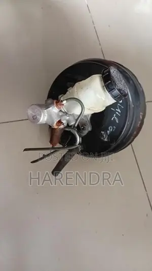 Nissan Sherena Break Booster