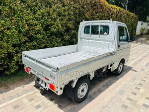 Suzuki Carry KC 2025
