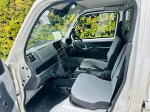 Suzuki Carry KC 2025