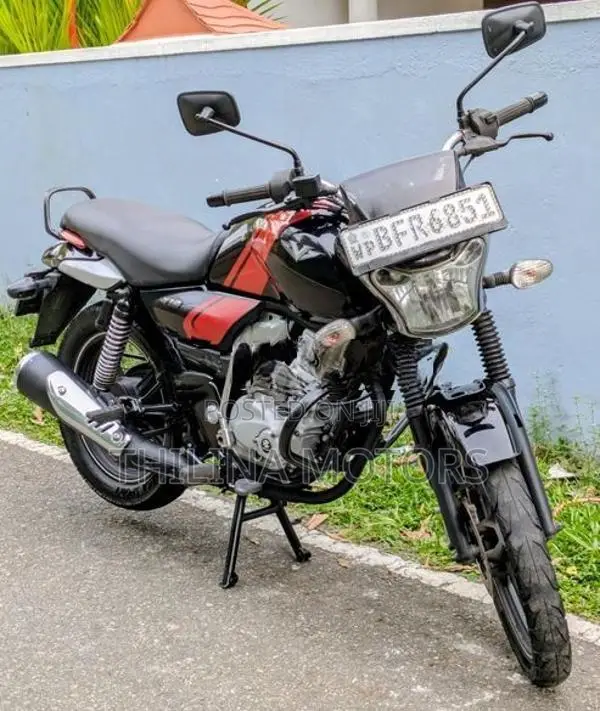 Bajaj V12 2017