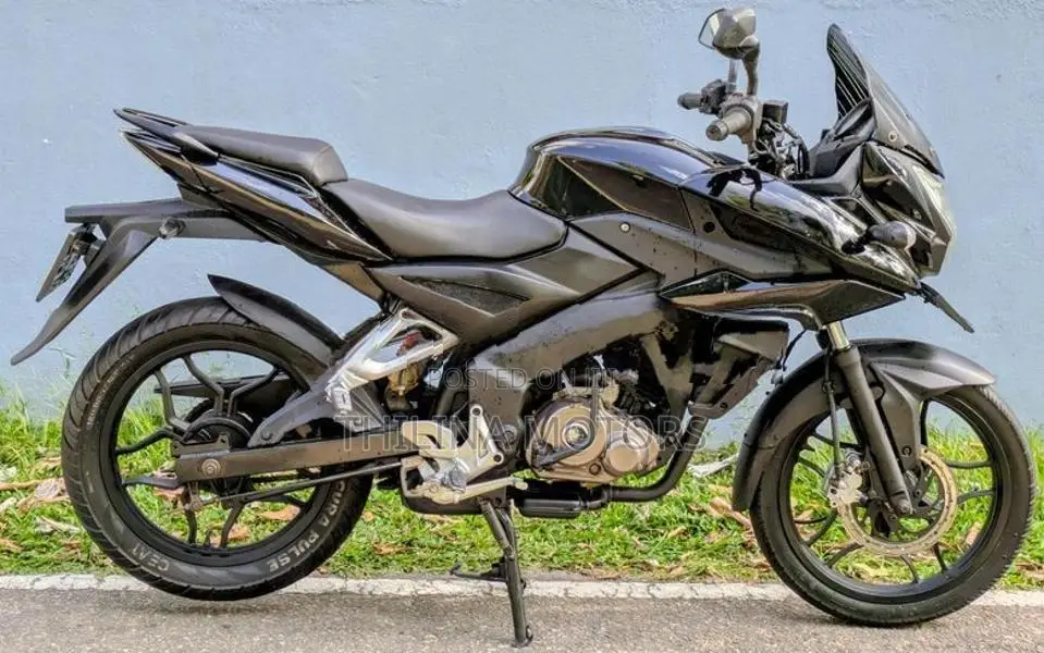 Bajaj Pulsar AS 150 2013
