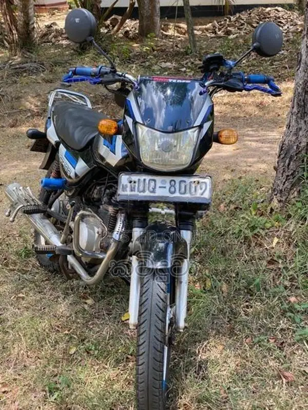 Bajaj CT100 2010