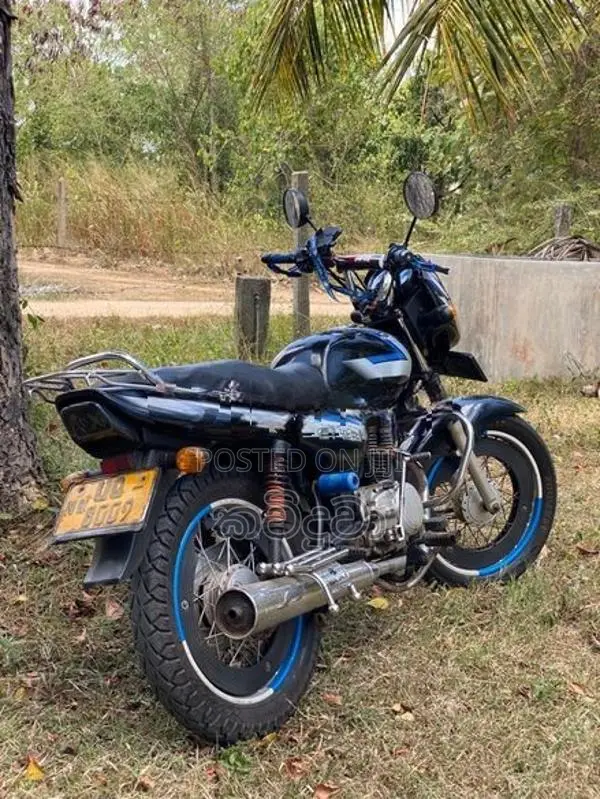 Bajaj CT100 2010