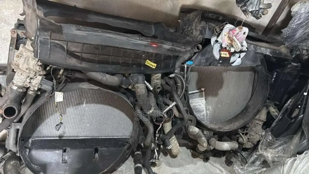Discovery 4 all engine, interior and body parts for SUV
