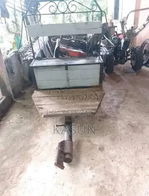 Kubota K75 2003 Tractor (Used)