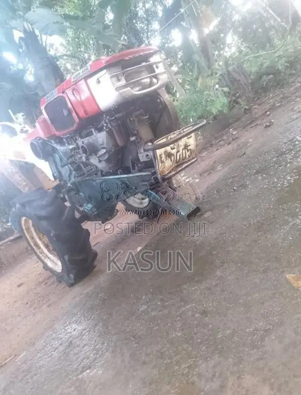 Kubota K75 2003 Tractor (Used)