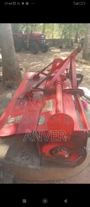 Kubota Rotary 2025 Tractor (Used)