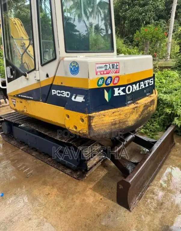 Komatsu PC30-6 2018 Heavy-Duty (Used)