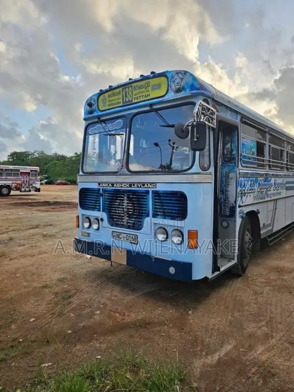 Ashok-Leyland Viking 2014 Bus (Used)