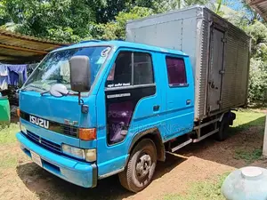 Isuzu CrewCab 1994 Crew Cab (Used)