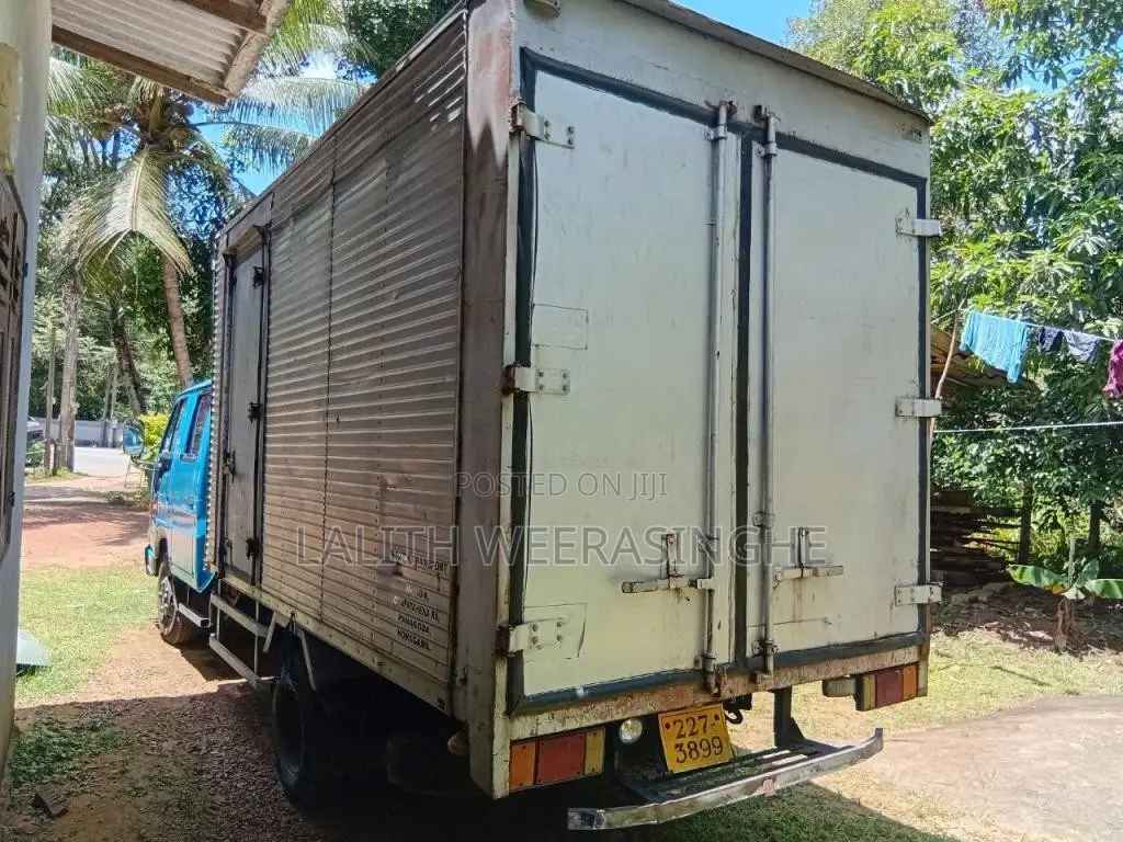 Isuzu CrewCab 1994 Crew Cab (Used)
