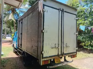 Isuzu CrewCab 1994 Crew Cab (Used)
