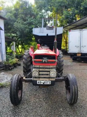 Massey-Ferguson 135 1991 Tractor (Used)
