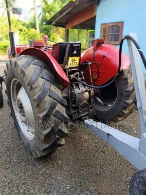 Massey-Ferguson 135 1991 Tractor (Used)