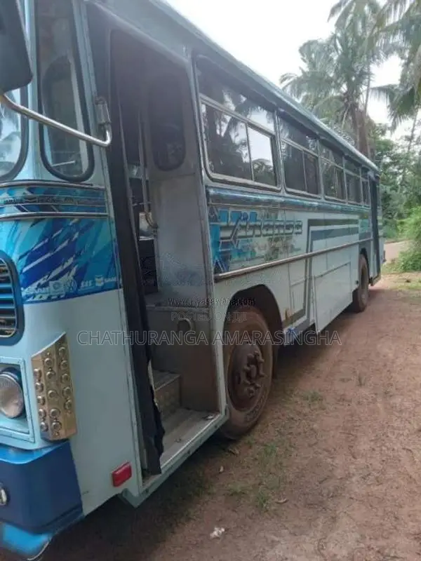 Ashok-Leyland Turbo 2009 Bus (Used)