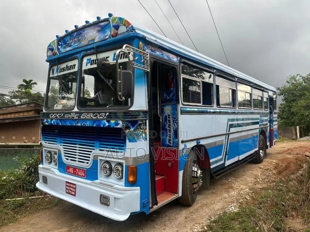 Ashok-Leyland Ruby 2004 Bus (Used)
