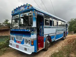 Ashok-Leyland Ruby 2004 Bus (Used)
