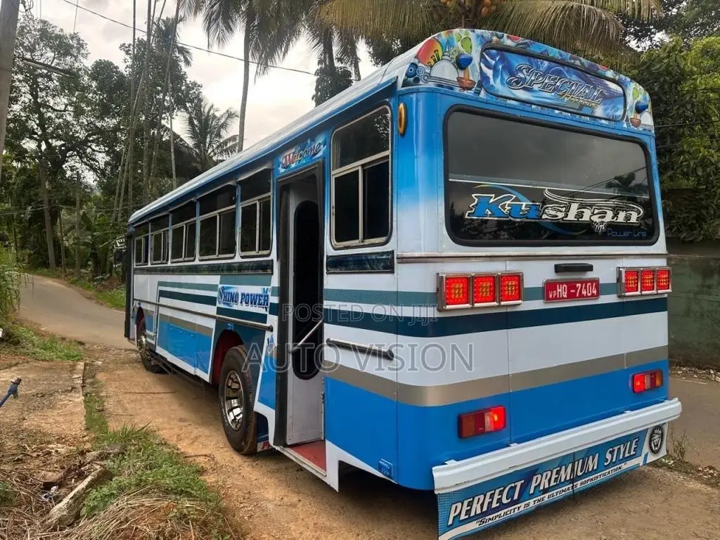 Ashok-Leyland Ruby 2004 Bus (Used)