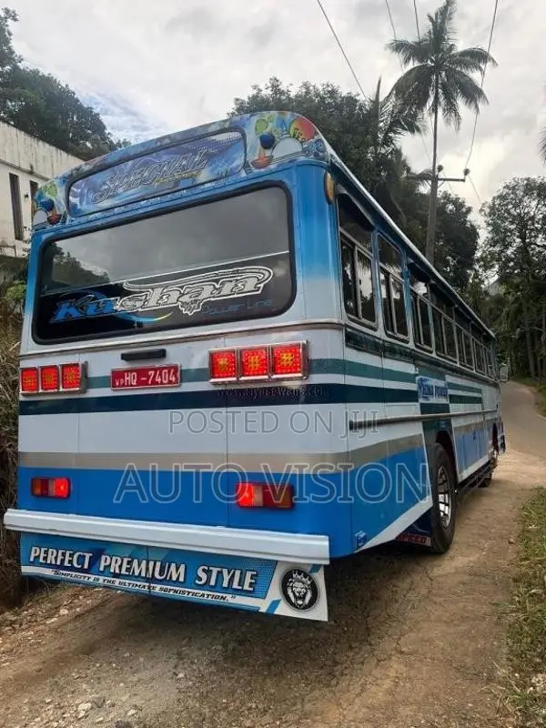 Ashok-Leyland Ruby 2004 Bus (Used)