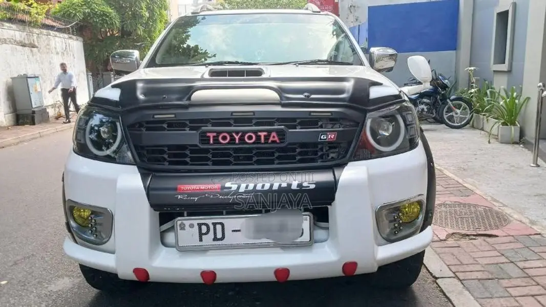 Toyota Hilux Vigond 2006 Pickup (Used)
