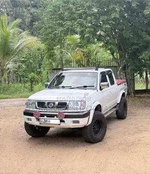 Nissan D22 2004 Pickup (Used)