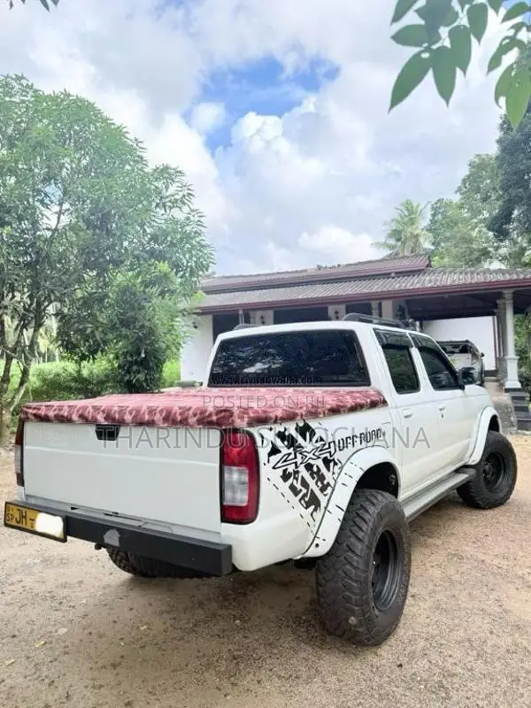 Nissan D22 2004 Pickup (Used)