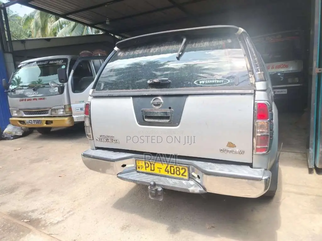 Nissan Navara 2007 Pickup (Used)