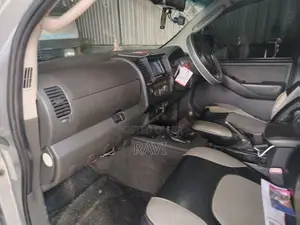 Nissan Navara 2007 Pickup (Used)