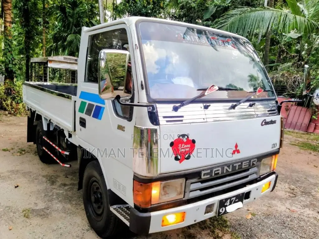 Mitsubishi Canter 1990 Lorry (Used)