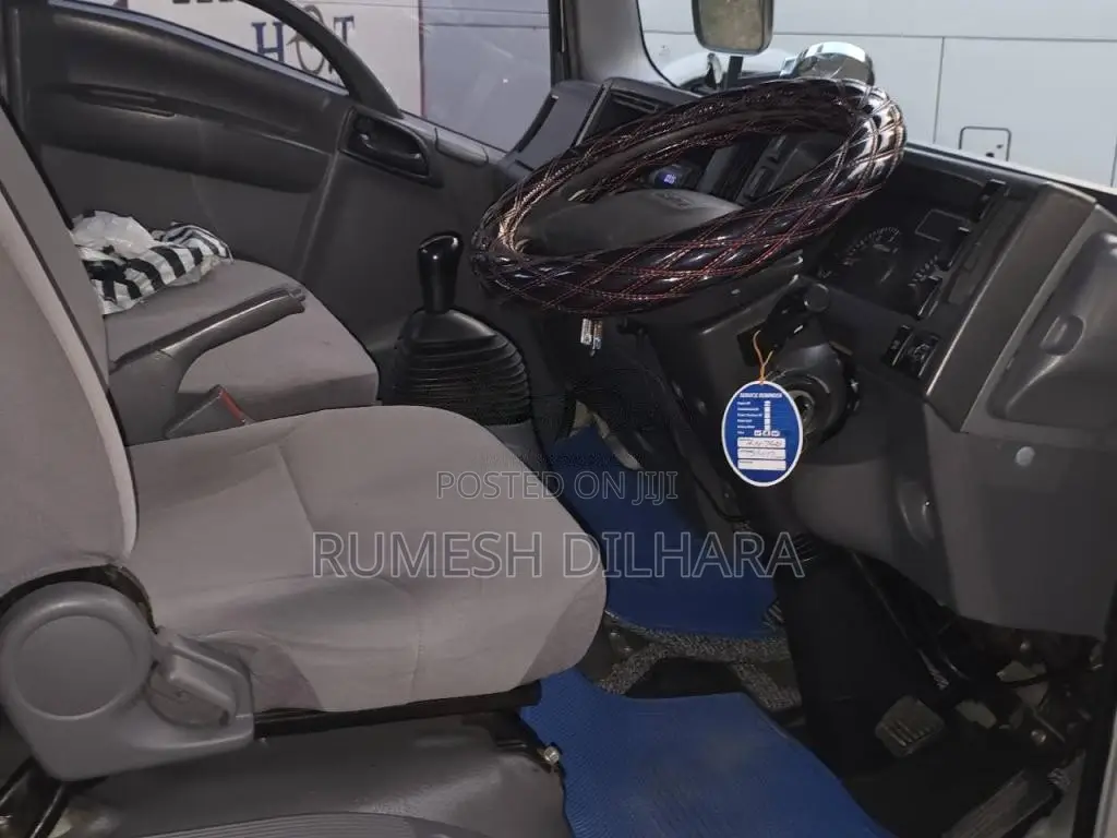 Isuzu Isuzu 2015 Lorry (Used)