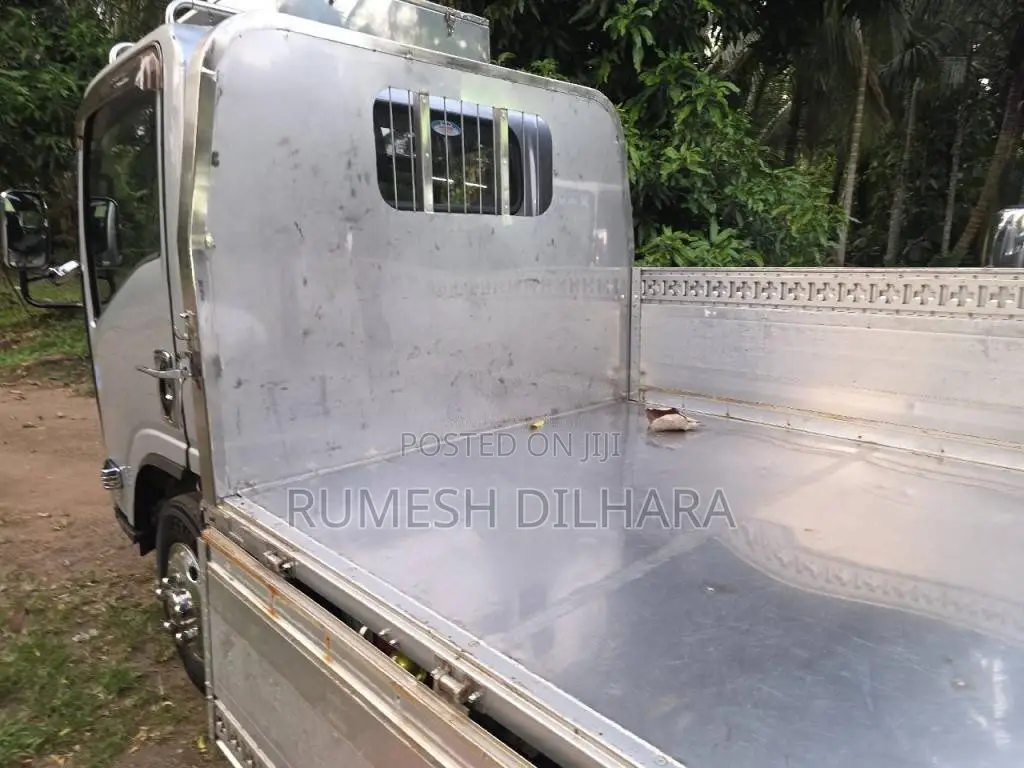 Isuzu Isuzu 2015 Lorry (Used)