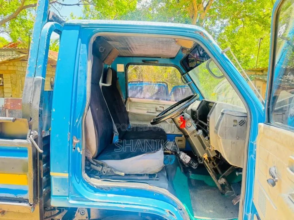 Isuzu ELF 150 10.5 C240 KAD   1984 Lorry (Used)