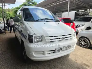 Toyota Noah Kr42 1999 Van (Used)
