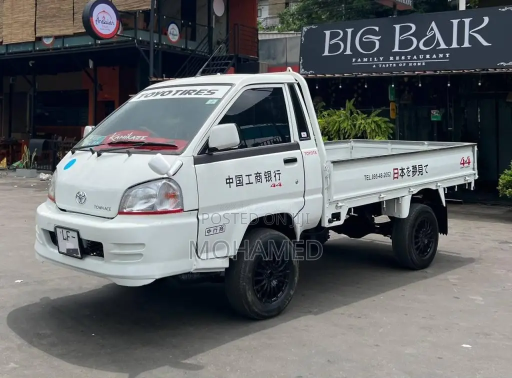 Toyota Townace 2006 Lorry (Used)