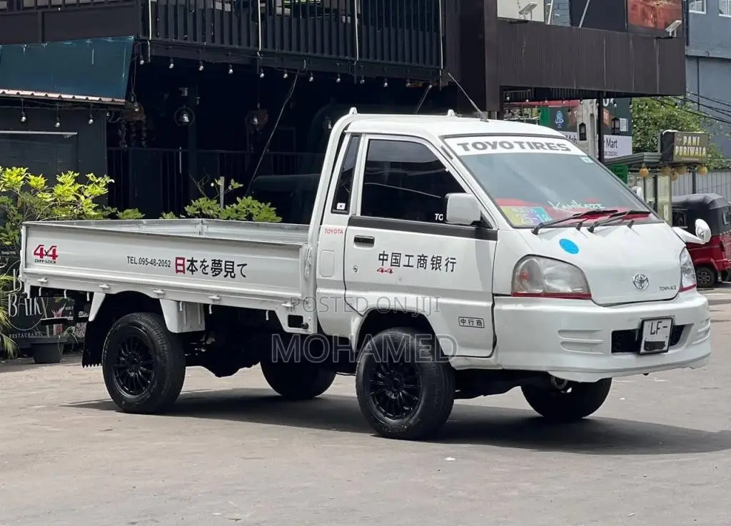 Toyota Townace 2006 Lorry (Used)