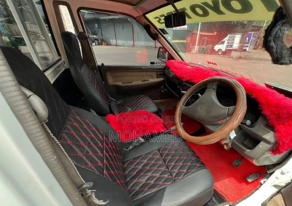 Toyota Townace 2006 Lorry (Used)