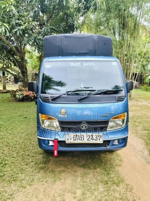 Tata Dimo Batta 2015 Lorry (Used)
