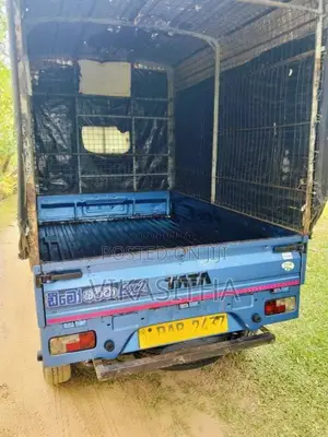 Tata Dimo Batta 2015 Lorry (Used)