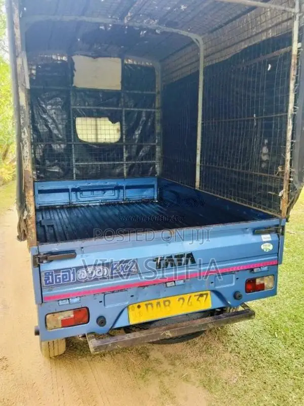 Tata Dimo Batta 2015 Lorry (Used)