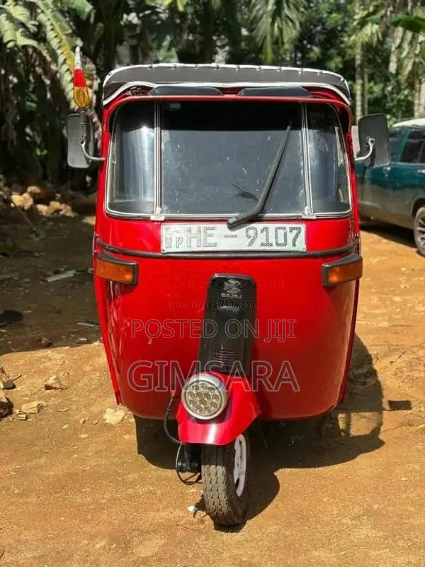 Bajaj RE 2004 Three Wheel (Used)
