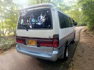 Toyota Dolphin 1991 Van (Used)