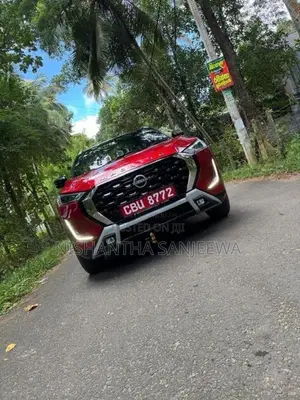 Nissan Magnite 2025 SUV (Used)